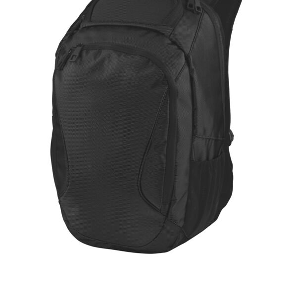 ® Form Backpack Thumbnail